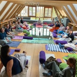 yin-yoga11